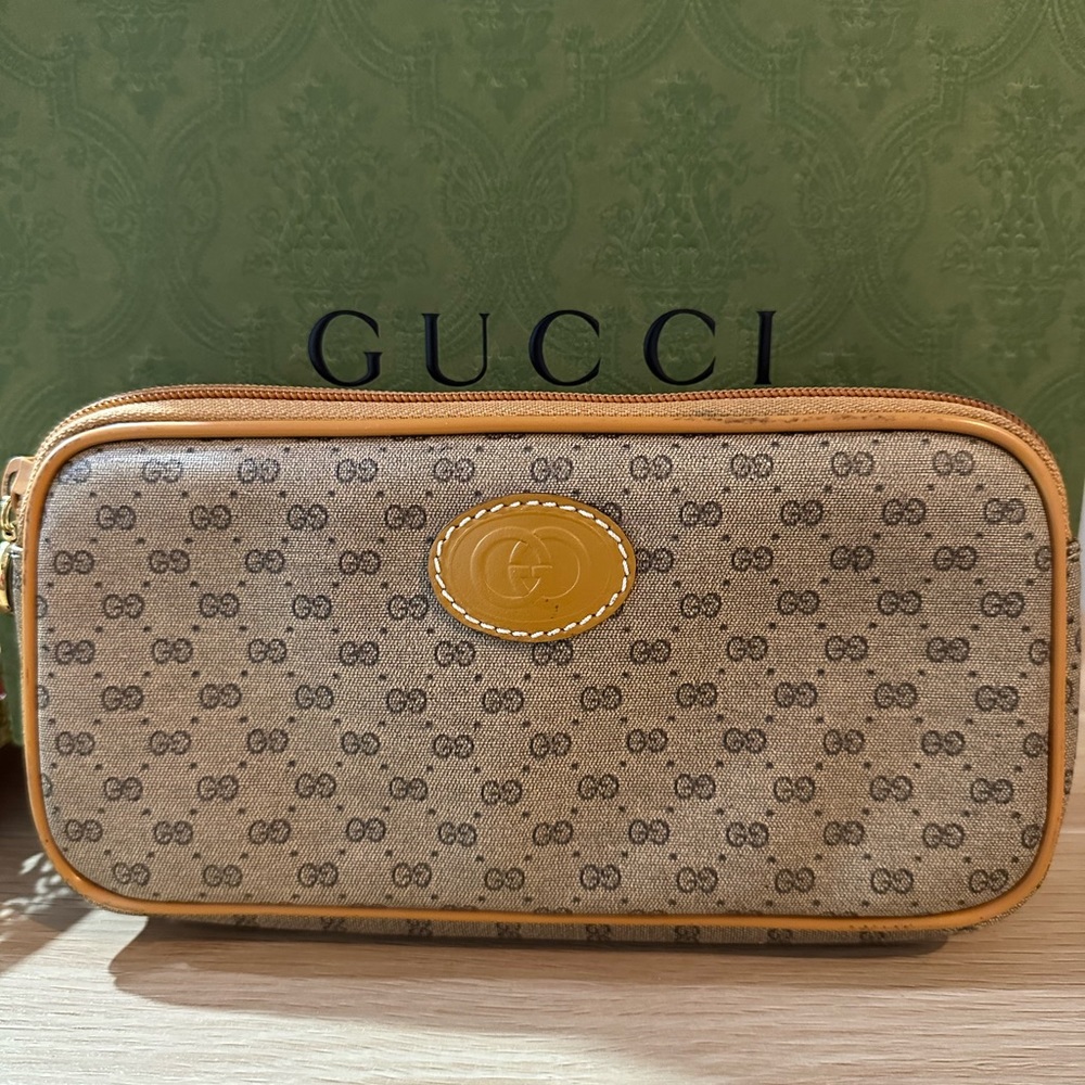 Vintage Gucci Micro Gg Pouch